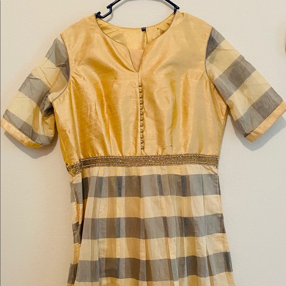 Anarkali (semi) - Picture 1 of 4